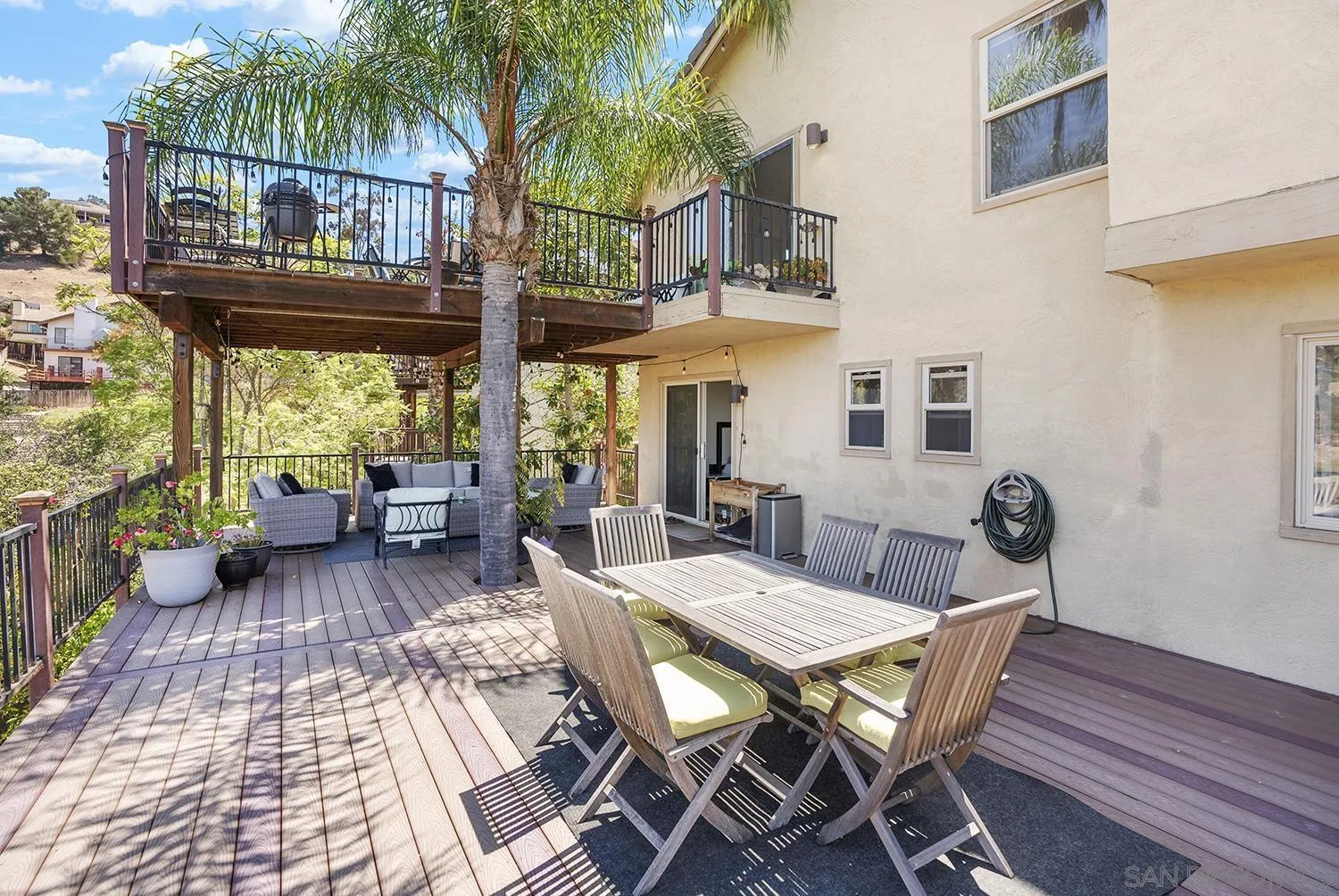 https://cdn.realtyfeed.com/cdn/127/260016199/8ad81db98447e3a49595c850db4f4022.webp