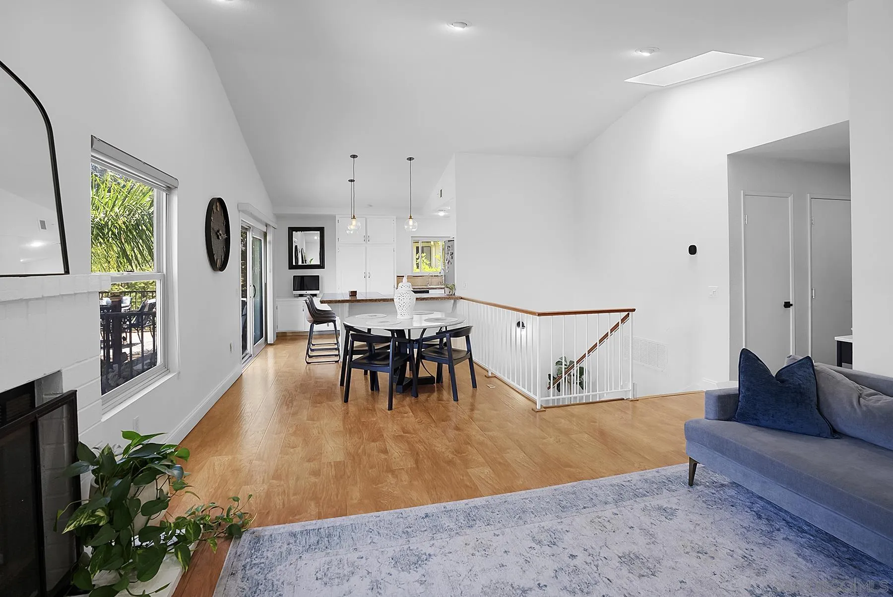https://cdn.realtyfeed.com/cdn/127/260016199/af0dcc739b75354ad9b8334598512873.webp
