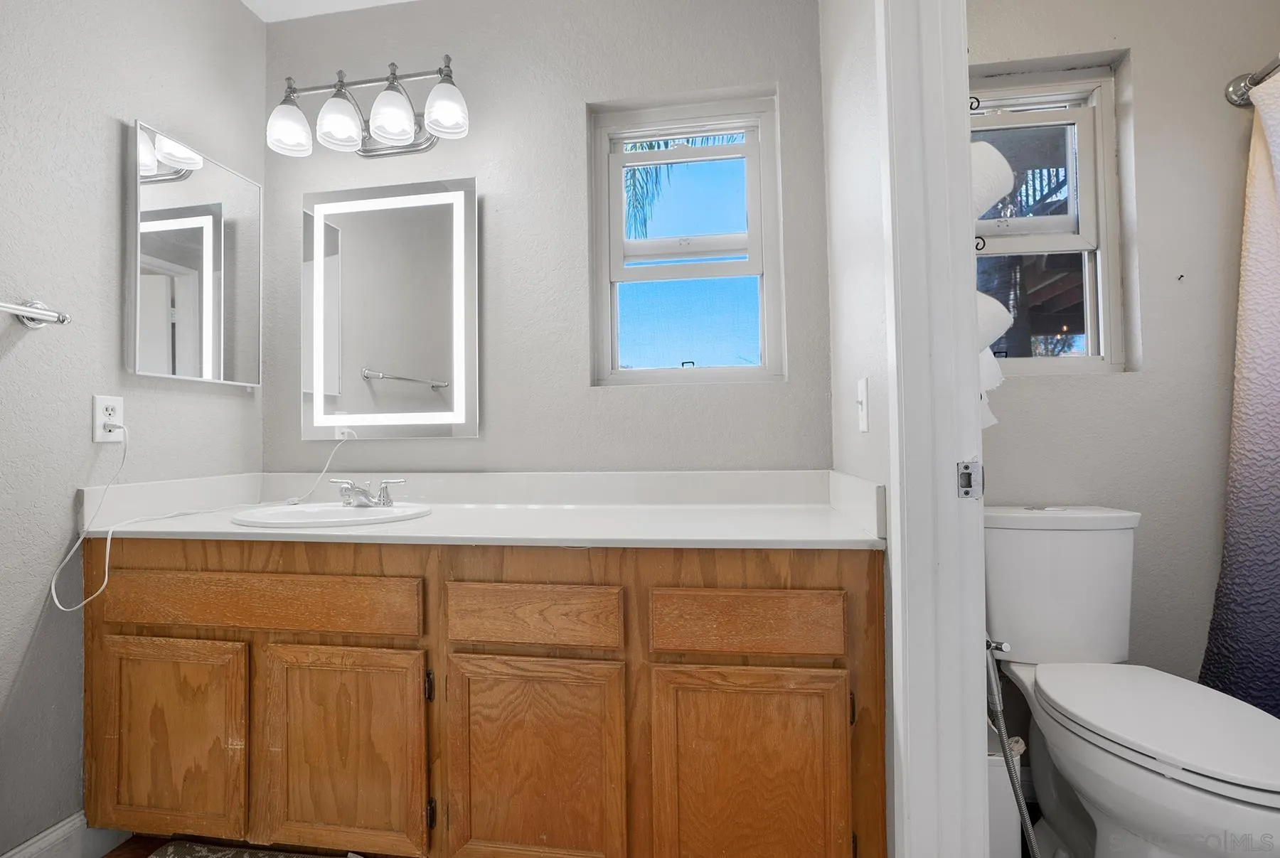 https://cdn.realtyfeed.com/cdn/127/260016199/fcedbd94e6703c06aeda55ffbd0fd64a.webp