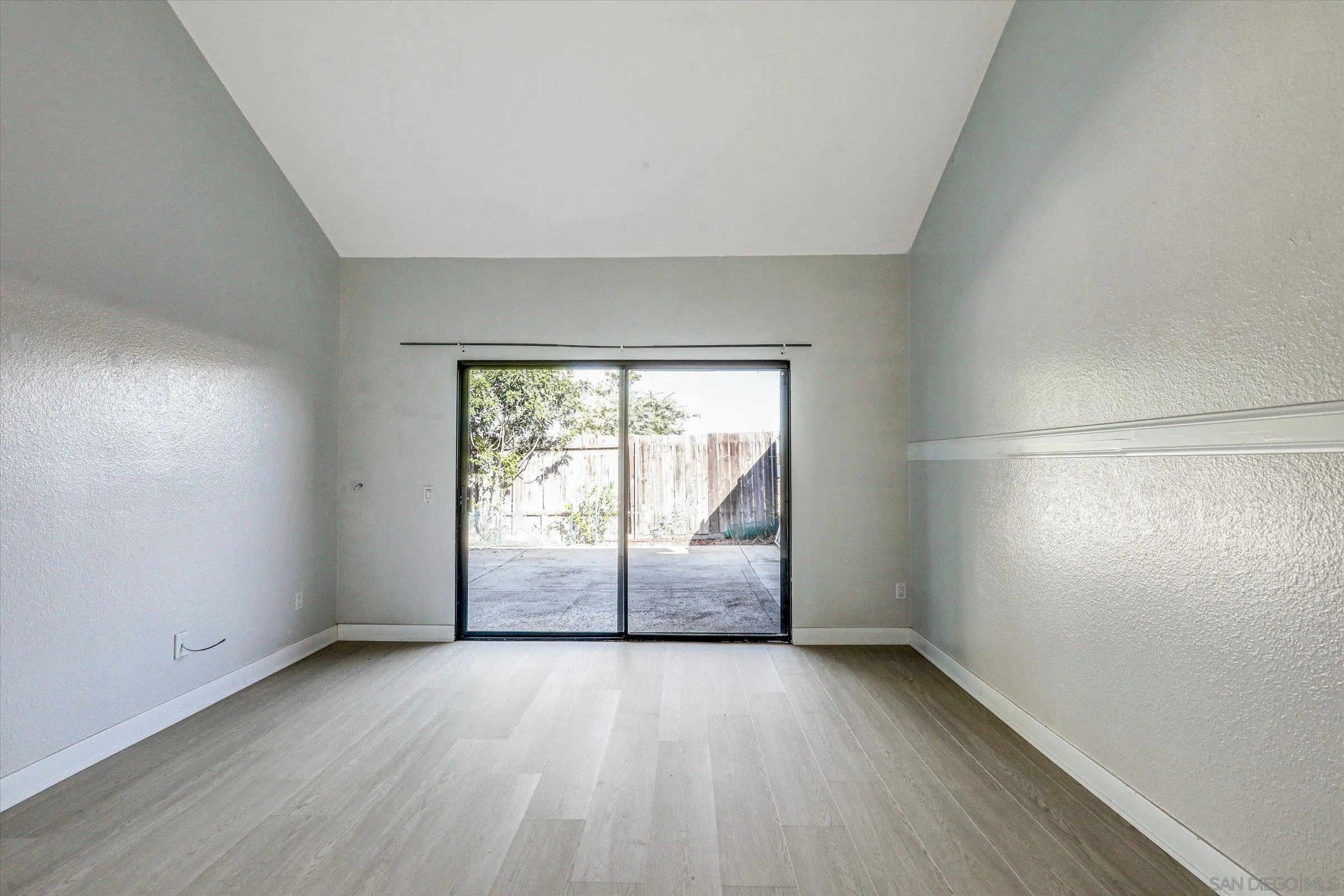 Photo #24: 2600162 Listing: Photo #24