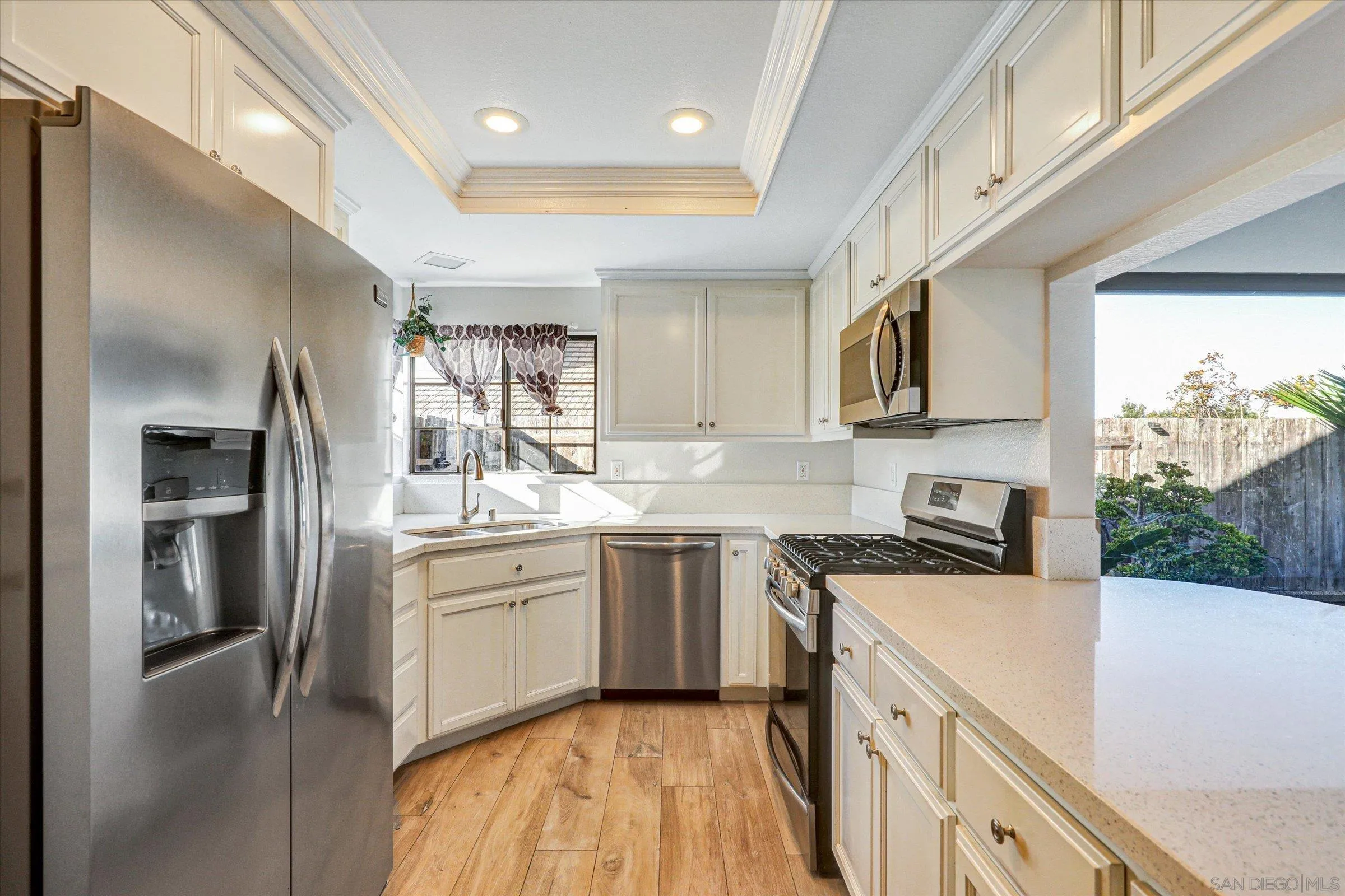 Photo #9: 2600162 Listing: Photo #9