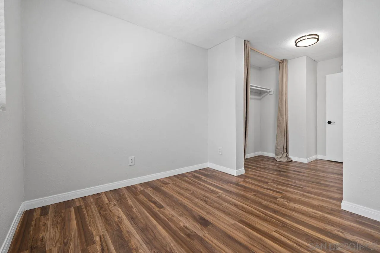 https://cdn.realtyfeed.com/cdn/127/260016204/50c4bef17d6fbe8cd86a3c7491bb8513.webp