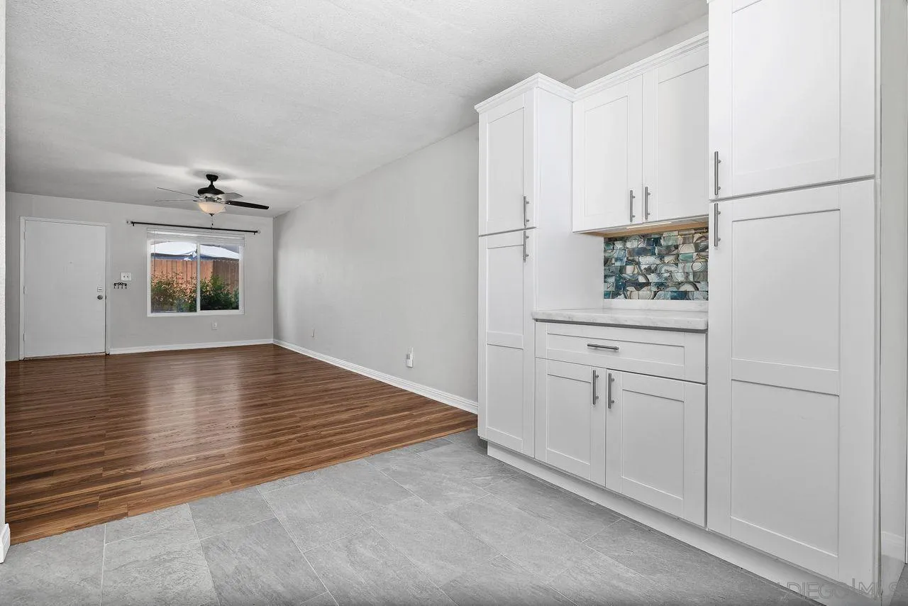 https://cdn.realtyfeed.com/cdn/127/260016204/54940e2b62a84d37fca2ff95b87efd19.webp
