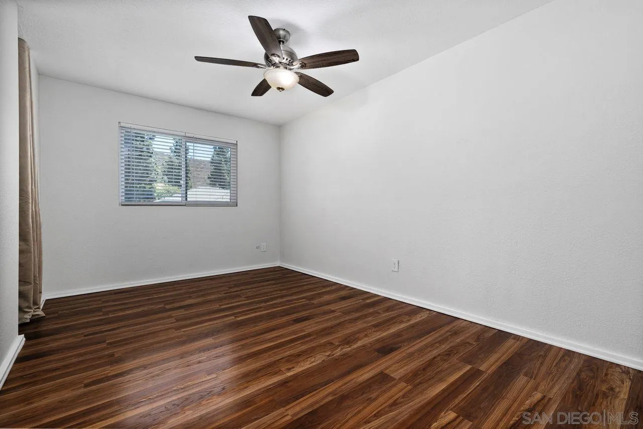 https://cdn.realtyfeed.com/cdn/127/260016204/68572f2bbc6e8b5834b993a4a7033707.webp