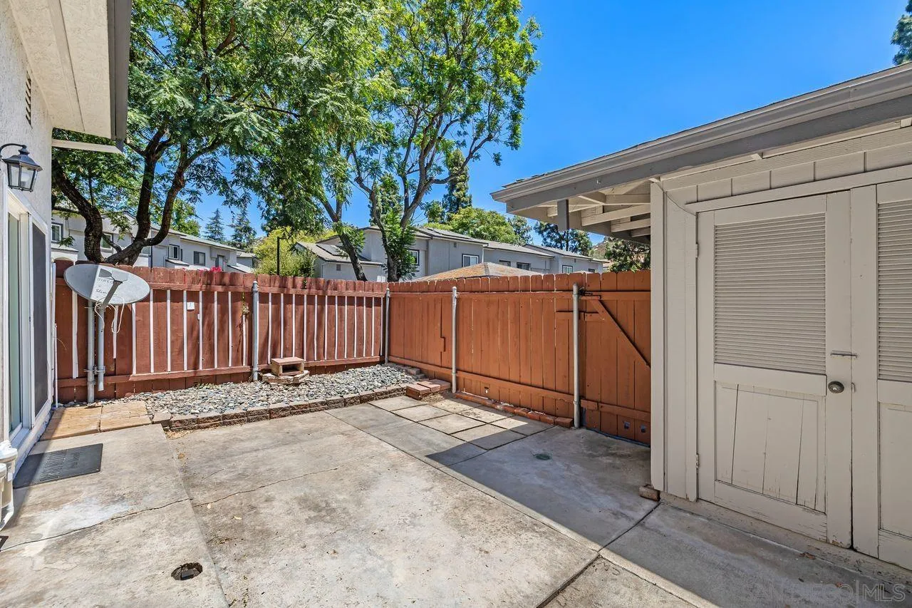 https://cdn.realtyfeed.com/cdn/127/260016204/b234abbfbe16ee7da9ace854f1543a10.webp