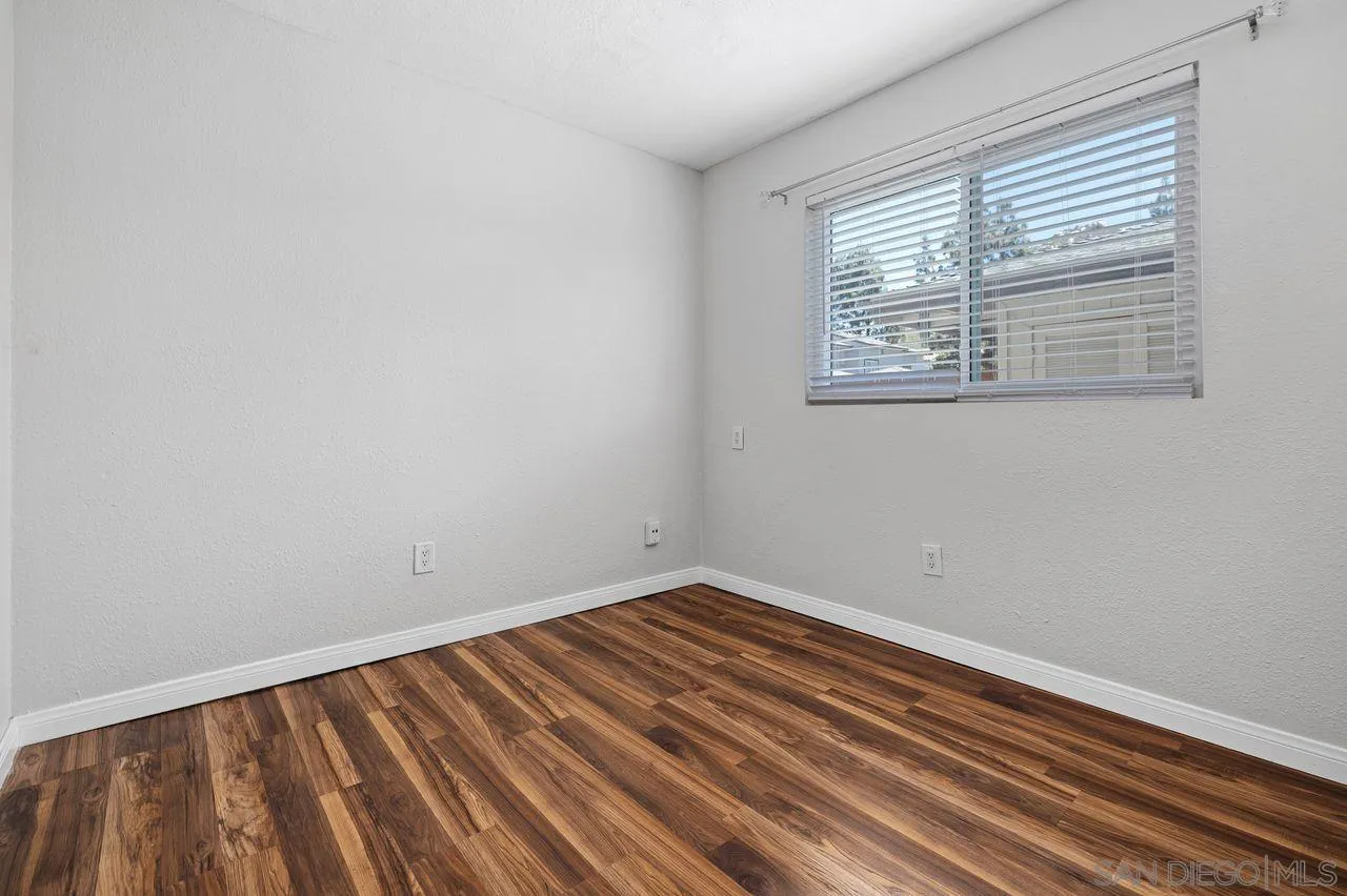 https://cdn.realtyfeed.com/cdn/127/260016204/f3eb659c26797a449ab9a8a1a005823c.webp