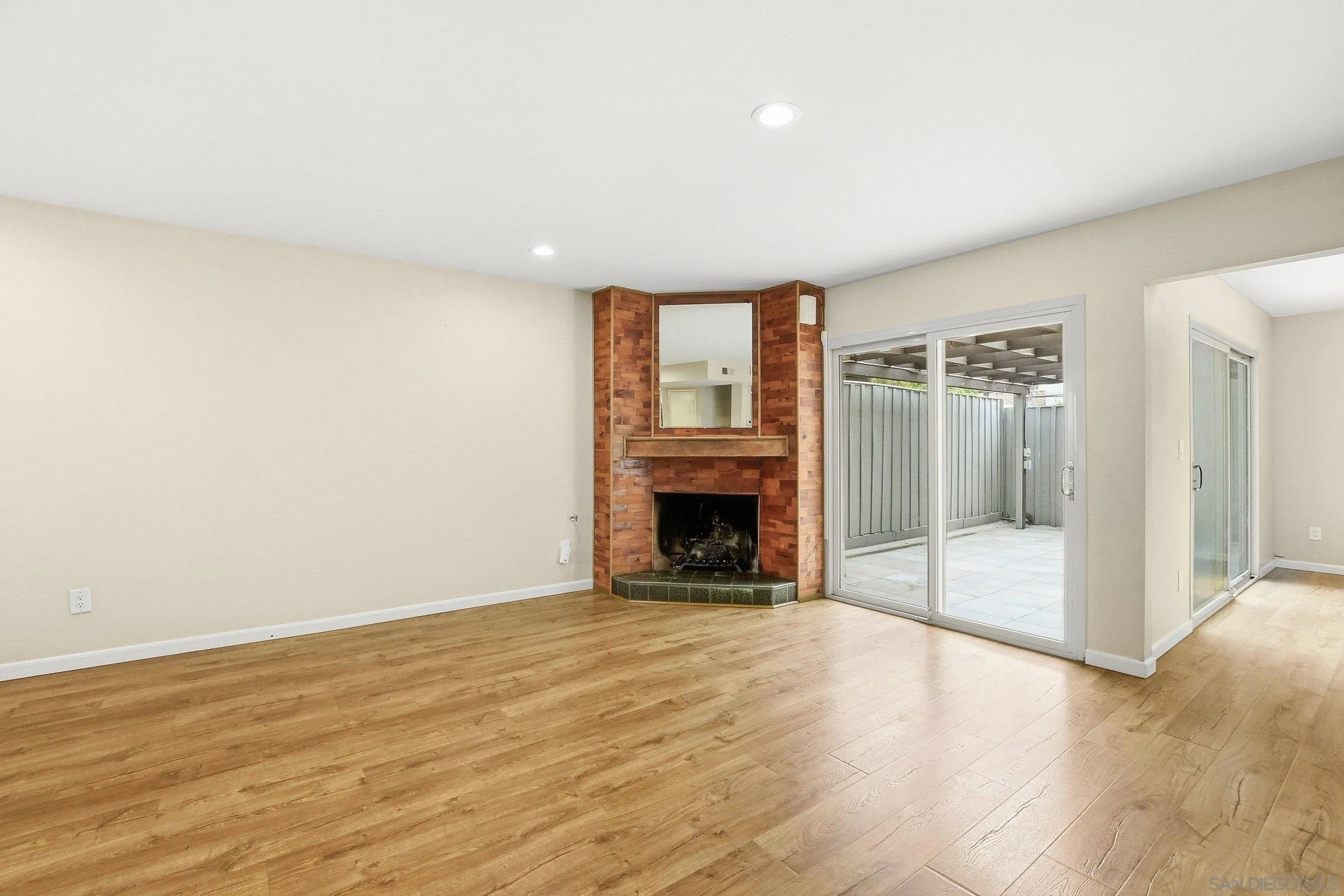 Photo #5: 260016205 Listing: Photo #5