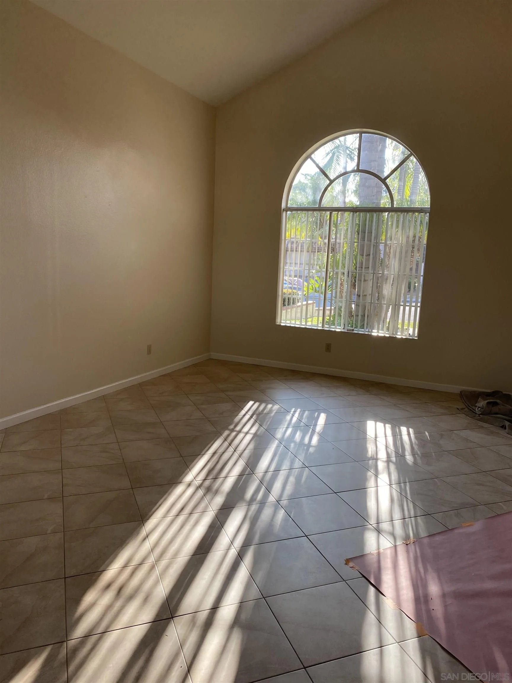 12446 Salmon River Rd, San Diego, CA 92129 - Photo 4 of 39, San Diego, CA