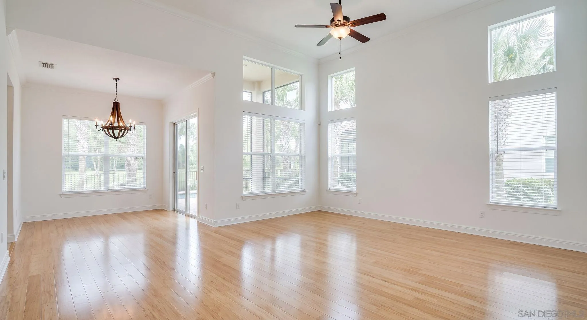Photo #7: 260016211 Listing: Photo #7