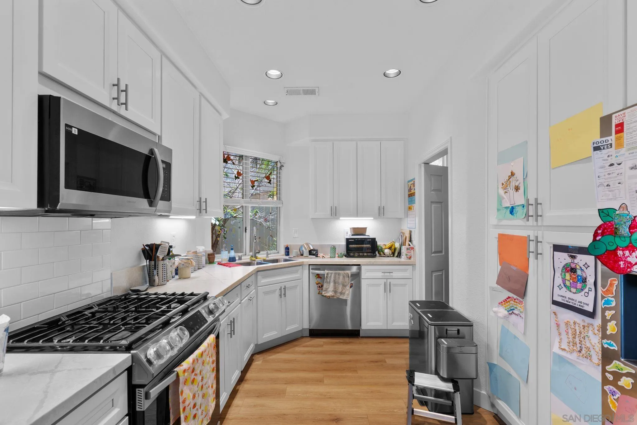 Photo #10: 260016211 Listing: Photo #10