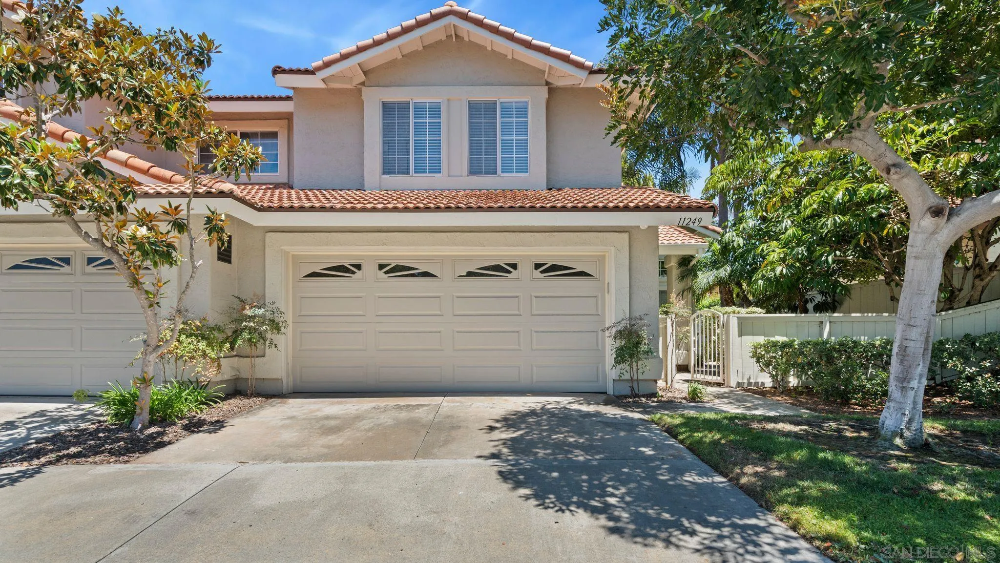 Photo #2: 260016211 Listing: Photo #2