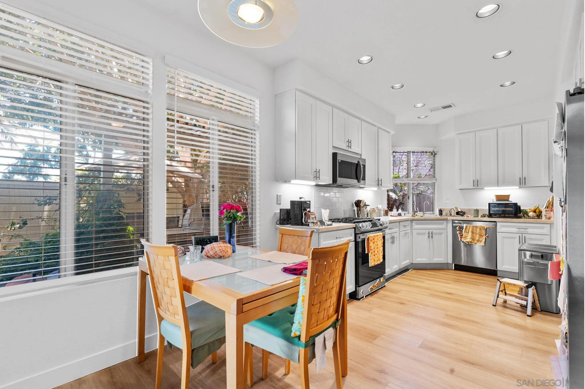 Photo #12: 260016211 Listing: Photo #12