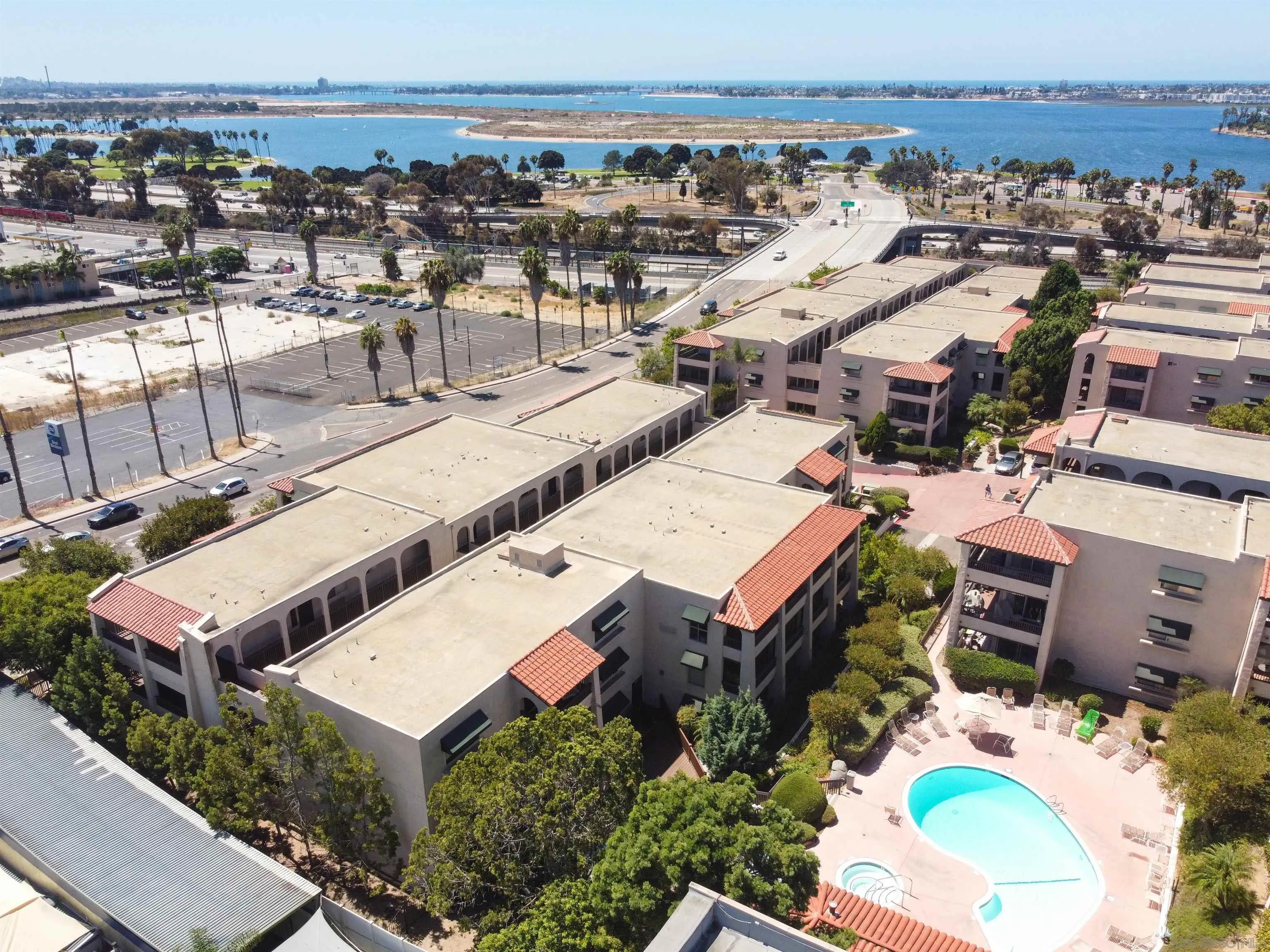 2540 Clairemont Dr Unit 307, San Diego, CA 92117 - Photo 5 of 17, San Diego, CA
