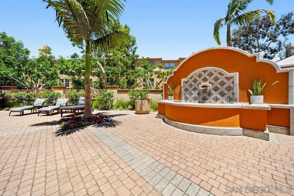 Photo #23: 260016218 Listing: Photo #23