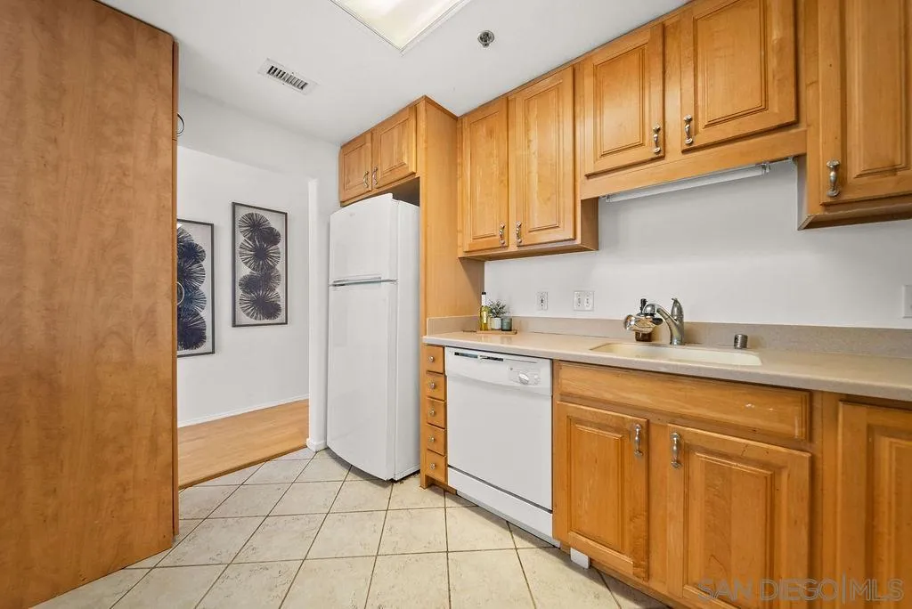 Photo #9: 260016218 Listing: Photo #9