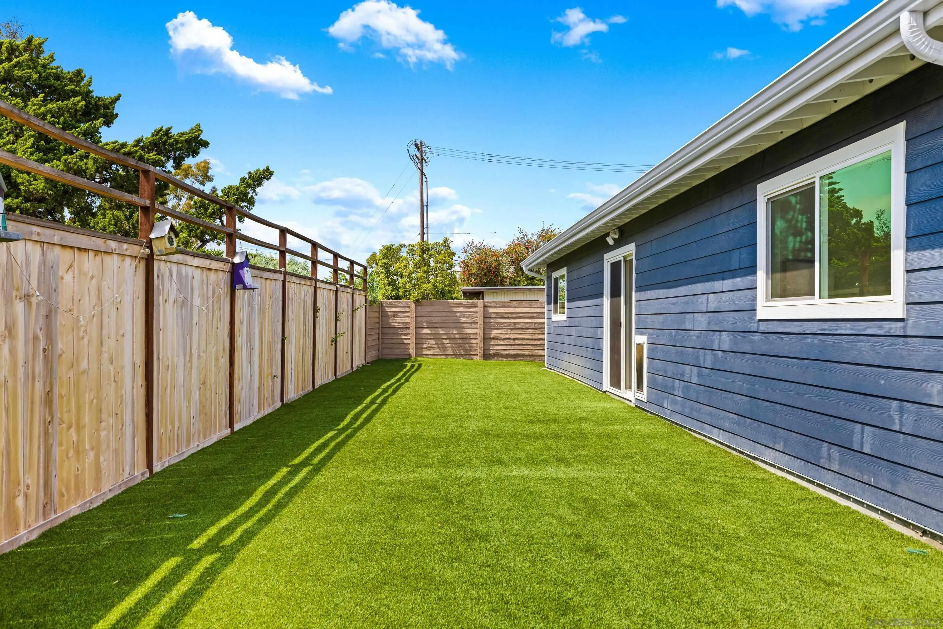https://cdn.realtyfeed.com/cdn/127/260016221/26825e3e06fa28b739babc7805c6f55a.webp