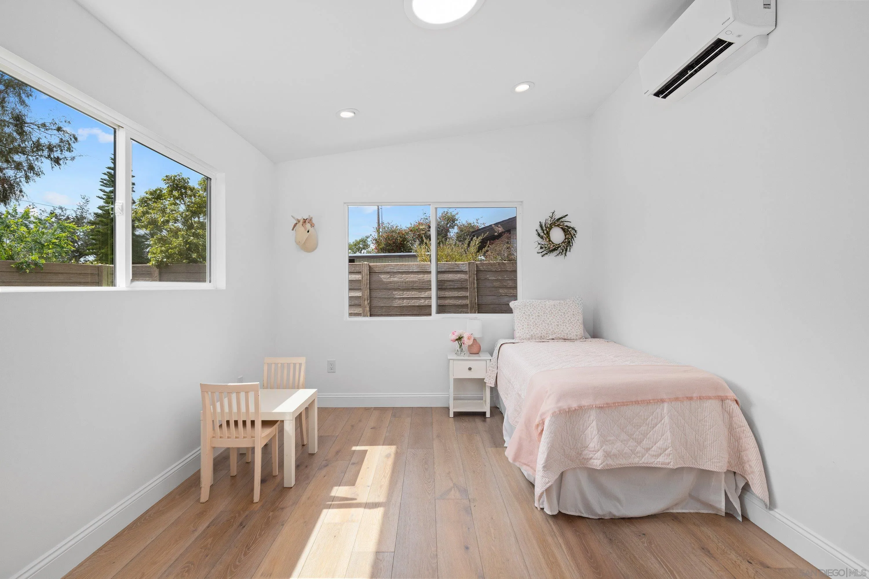 https://cdn.realtyfeed.com/cdn/127/260016221/85393dbbc331d8a8c96233405aa2607c.webp