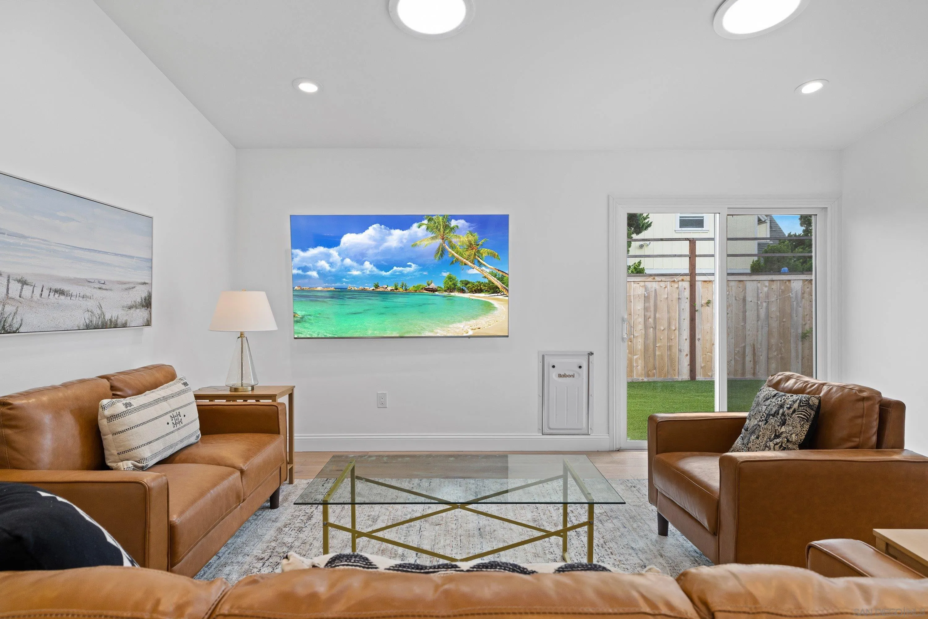 https://cdn.realtyfeed.com/cdn/127/260016221/f5cca4d42747fb053af16a7ebed6bf41.webp