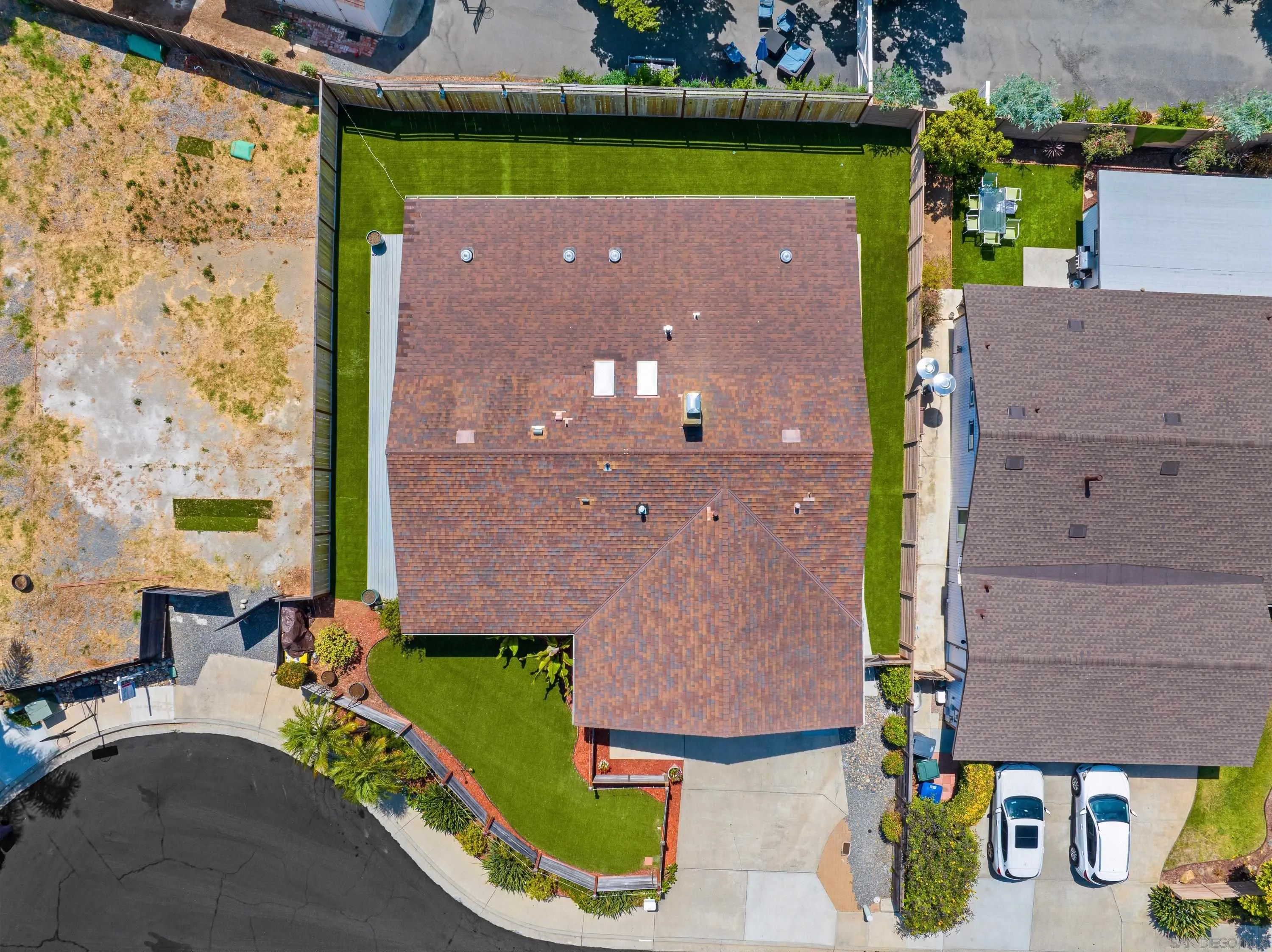 https://cdn.realtyfeed.com/cdn/127/260016221/f88ac4ba8f752b49a47603ed38d61062.webp