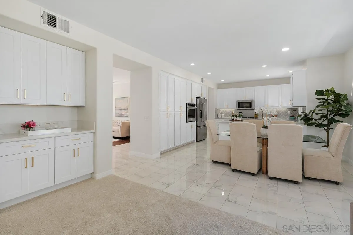 https://cdn.realtyfeed.com/cdn/127/260016222/48c4bac2376562971dea076683c8f94b.webp