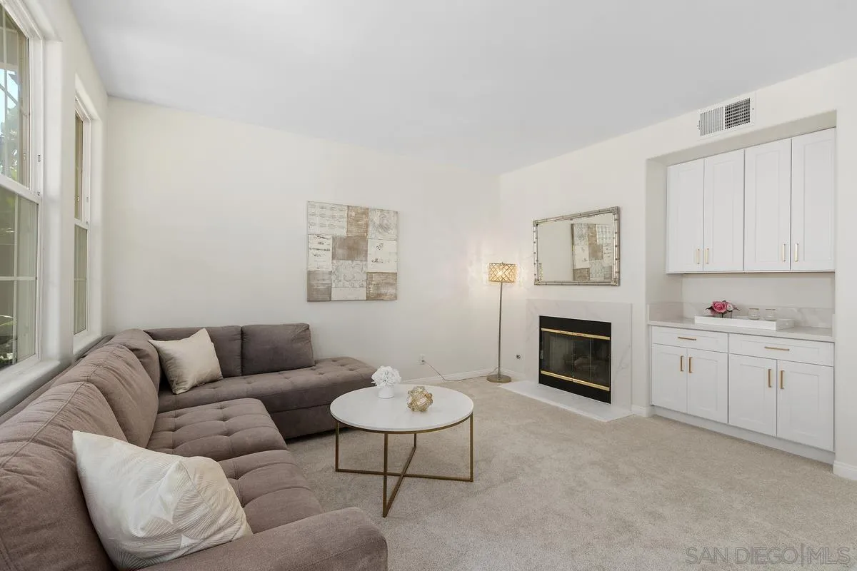 https://cdn.realtyfeed.com/cdn/127/260016222/7364e79574e1dad9b435ab77e0622f05.webp