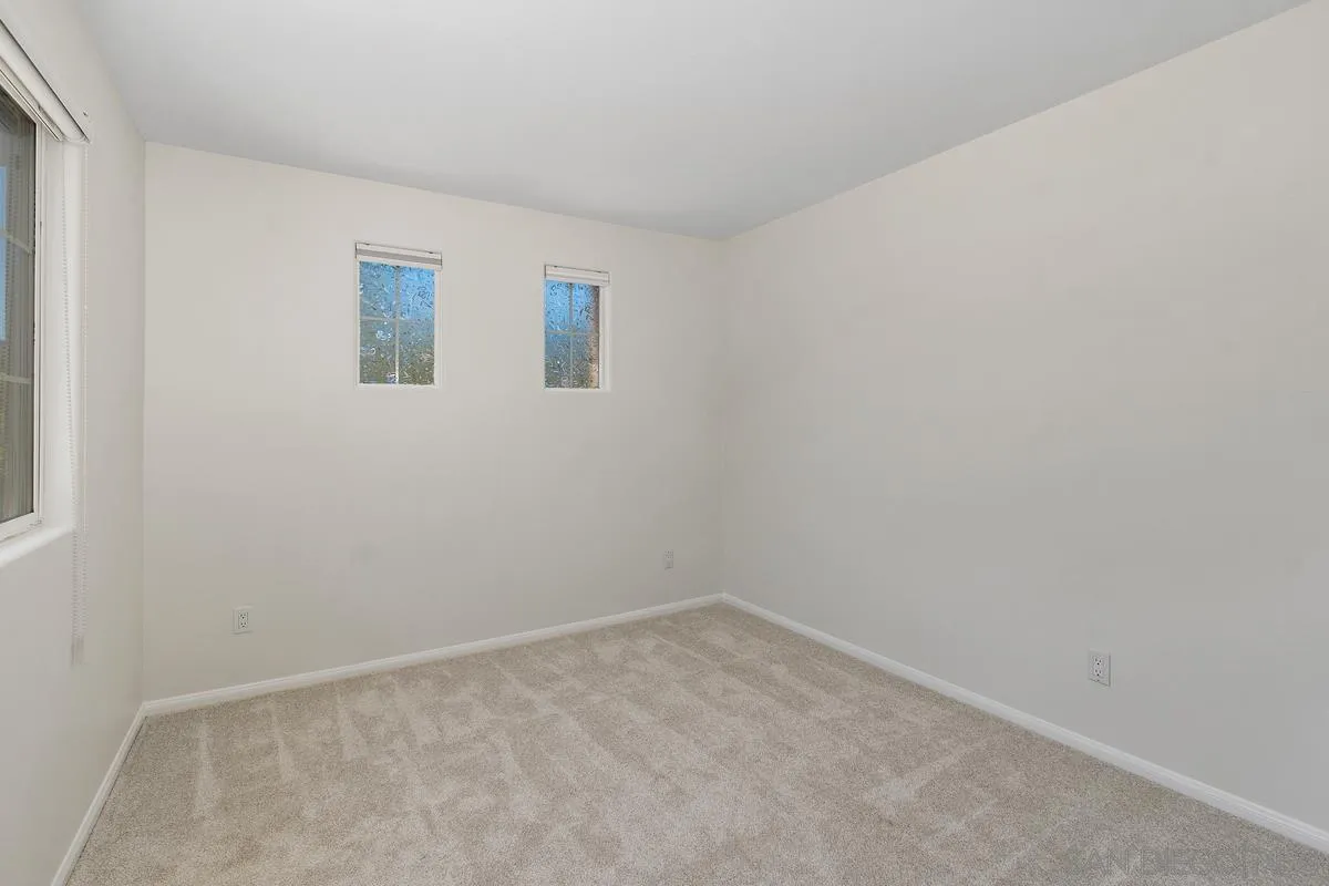 https://cdn.realtyfeed.com/cdn/127/260016222/f0a2562b0b37563274c4480da178a608.webp