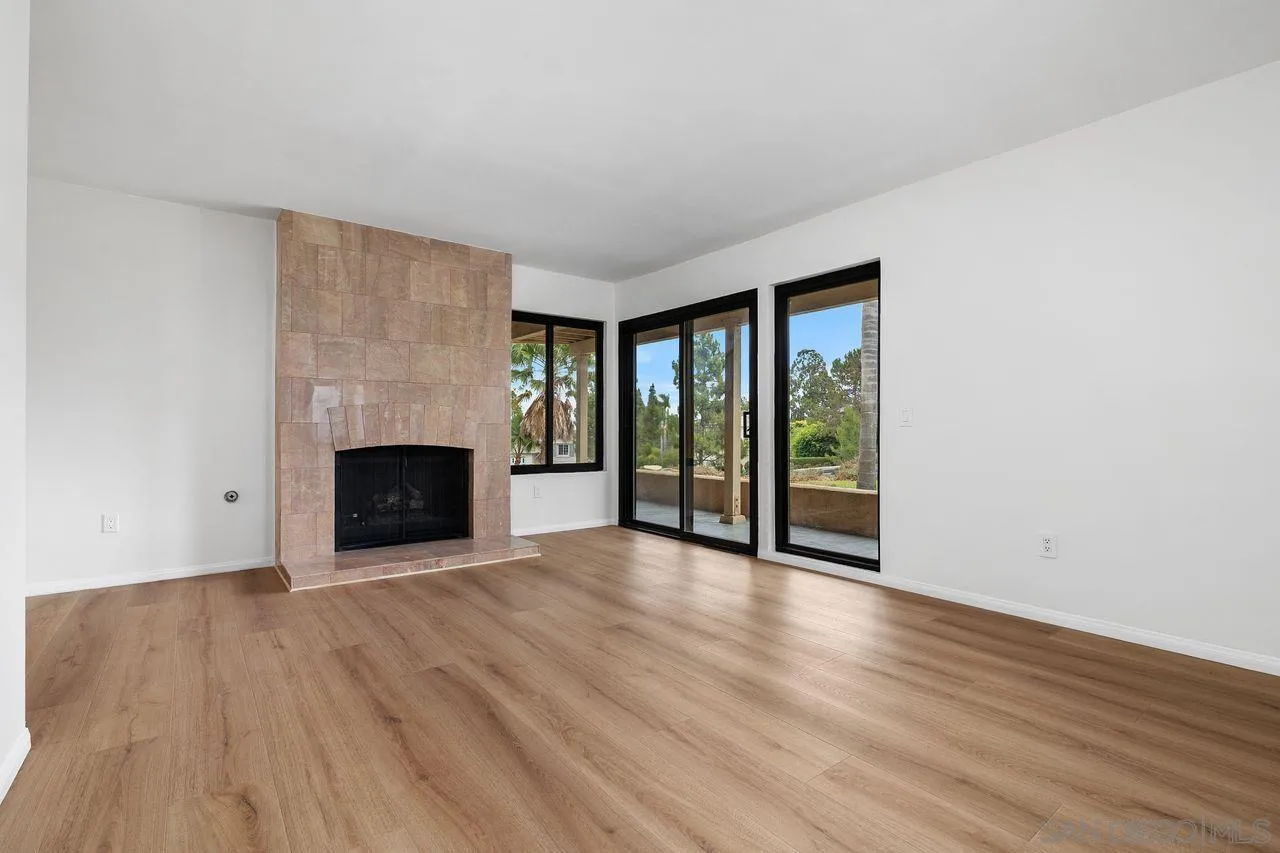 Photo #30: 260016231 Listing: Photo #30