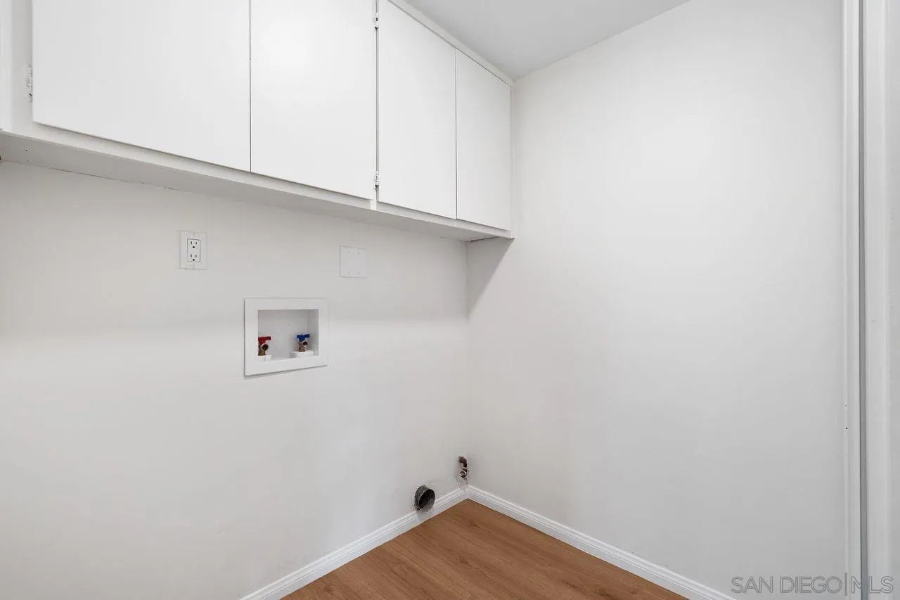 https://cdn.realtyfeed.com/cdn/127/260016231/235a3cf3aa16543f783074edf9cce5db.webp