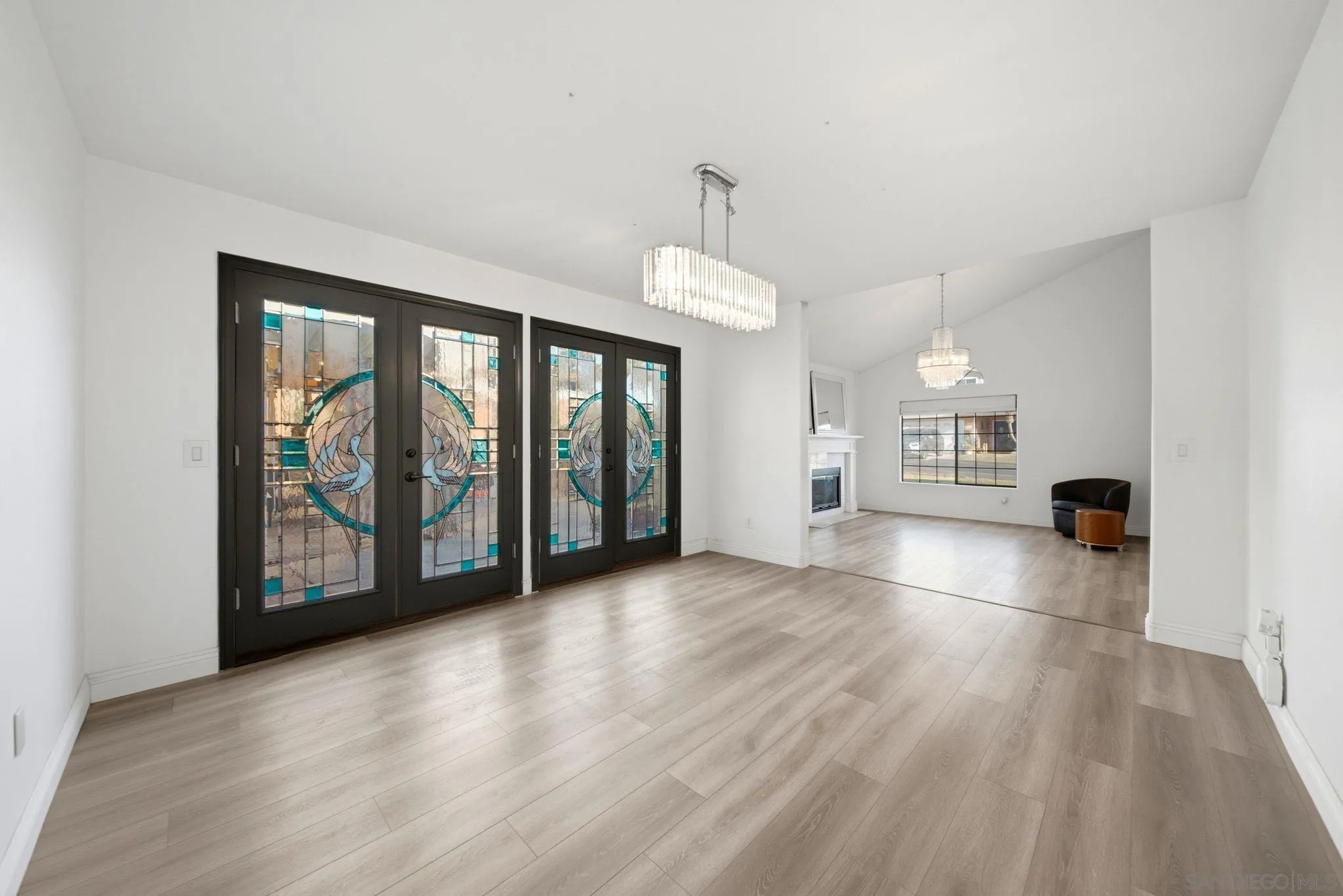 https://cdn.realtyfeed.com/cdn/127/260016232/96f14a445c410f0744867a26798e7d6e.webp