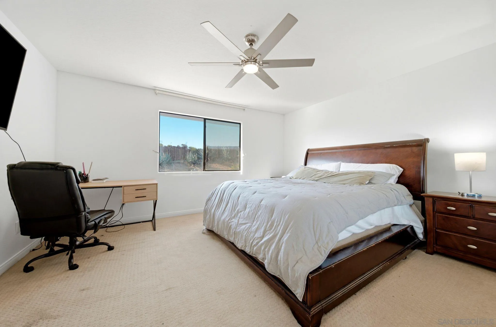 https://cdn.realtyfeed.com/cdn/127/260016232/a04ccd713742ed6e606fd27a75fb4708.webp