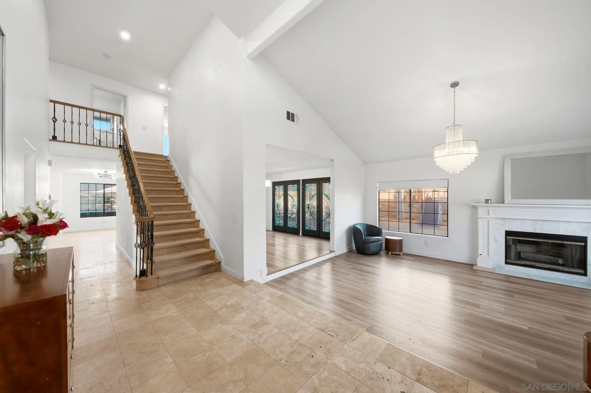 https://cdn.realtyfeed.com/cdn/127/260016232/b25cc804939b48a71fa5e5998fca059d.webp