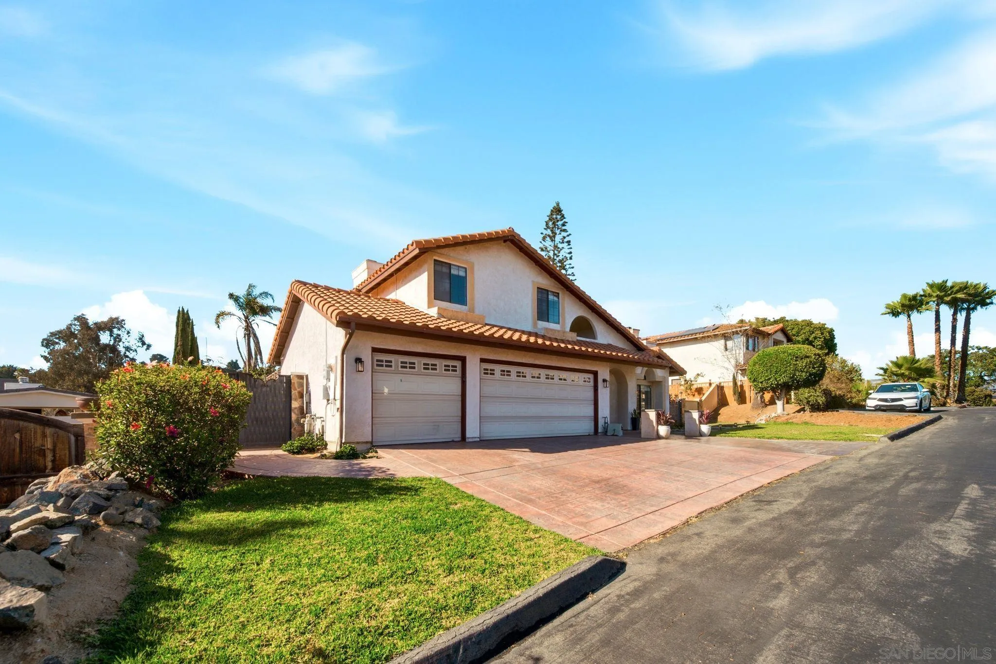 https://cdn.realtyfeed.com/cdn/127/260016232/f08135a08fc3792a49291263a6b42601.webp