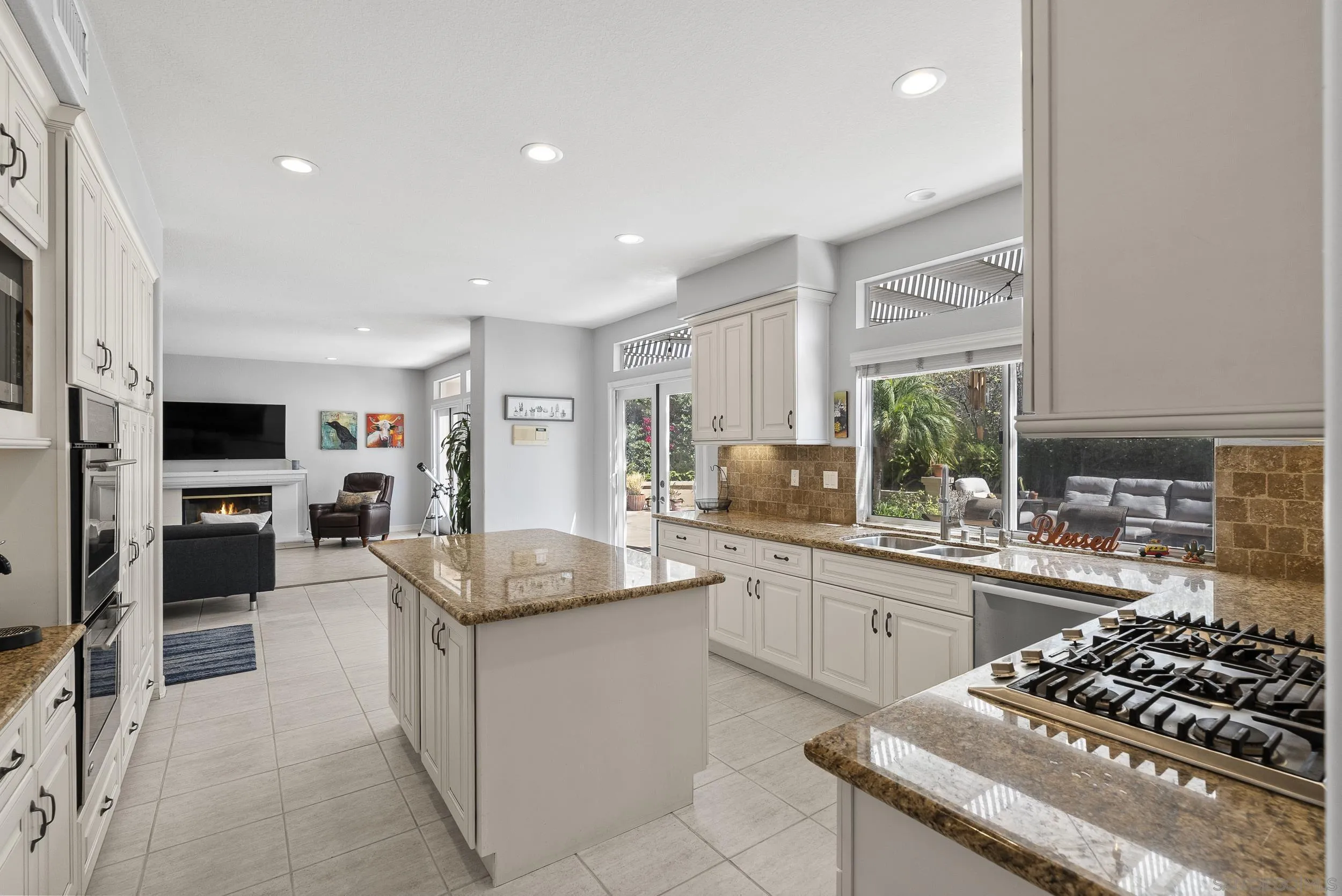 https://cdn.realtyfeed.com/cdn/127/260016236/4d73247b301cb920c77edafc54d9c1cd.webp