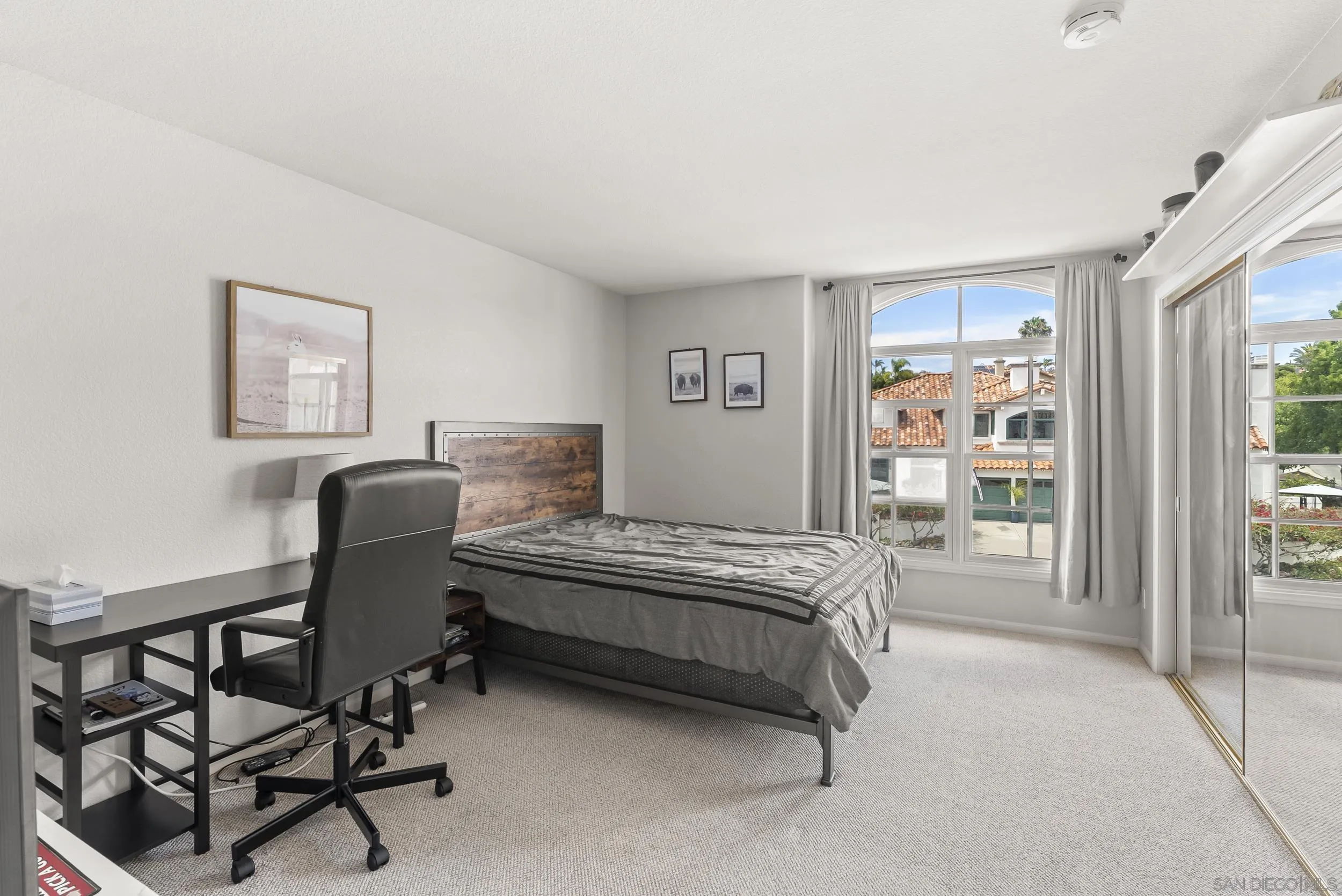 https://cdn.realtyfeed.com/cdn/127/260016236/56a4b9cf2839e1e061673008854c7e53.webp