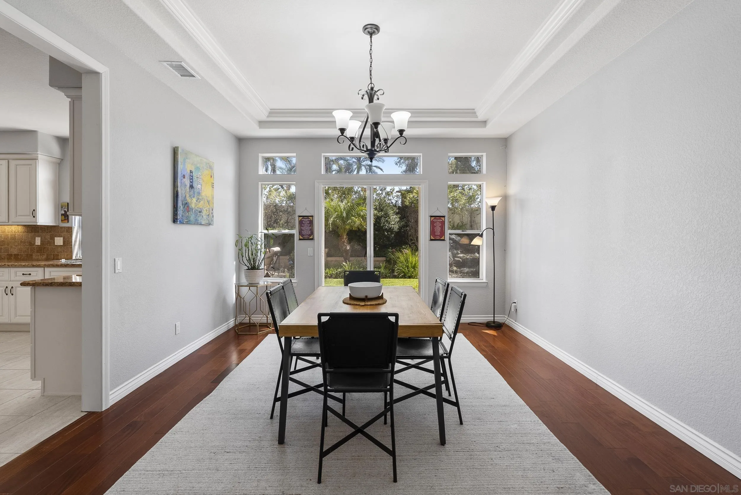 https://cdn.realtyfeed.com/cdn/127/260016236/b79e88313ad7b675fd54346d53373eb2.webp
