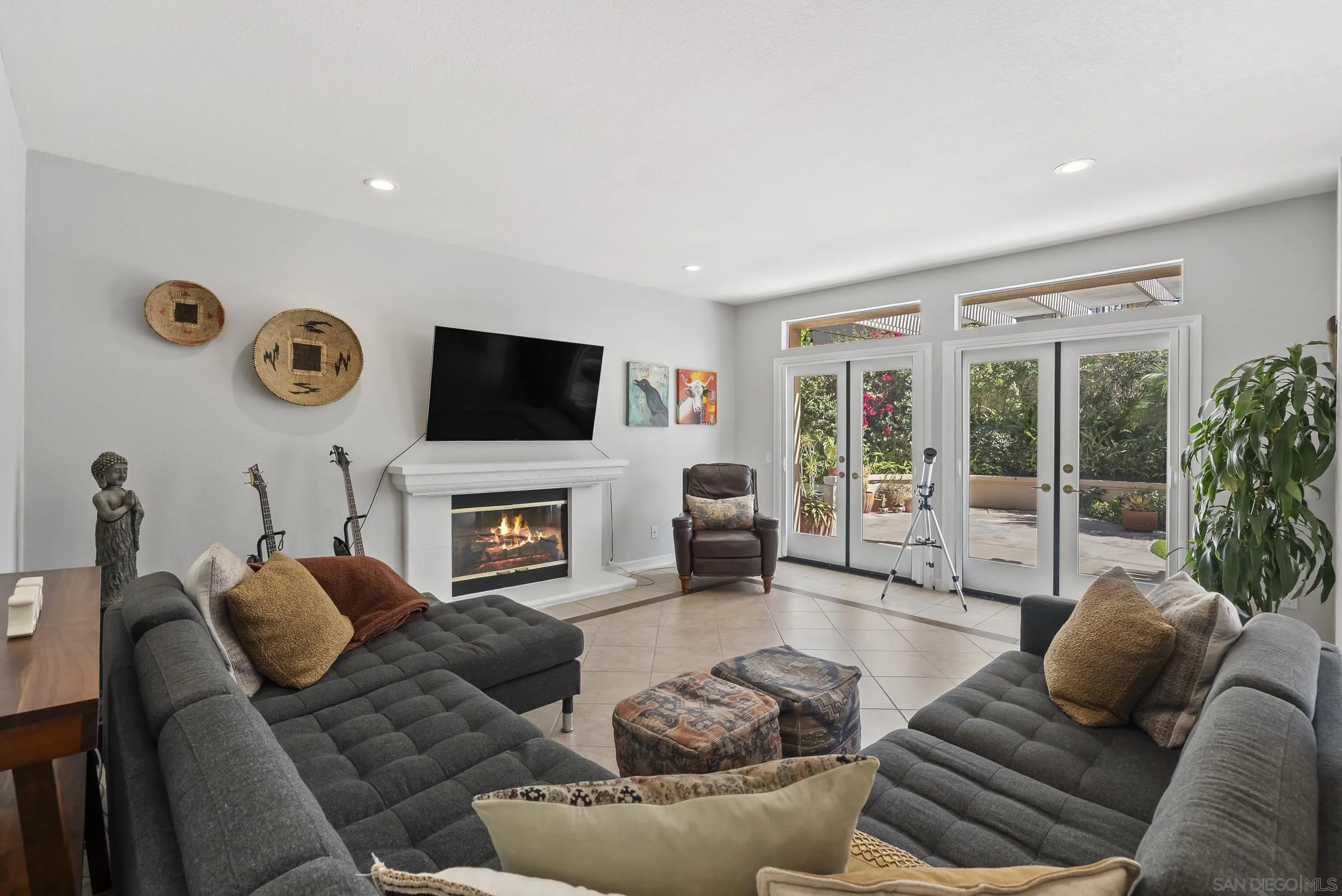 https://cdn.realtyfeed.com/cdn/127/260016236/b8405bfd07cc2740d2c3c38964c14f86.webp