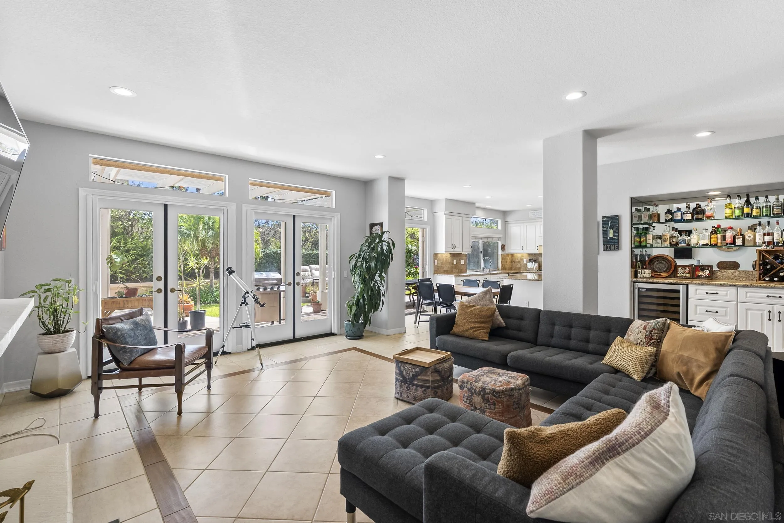 https://cdn.realtyfeed.com/cdn/127/260016236/e45916be1bad0eccc01eba695fa0c116.webp
