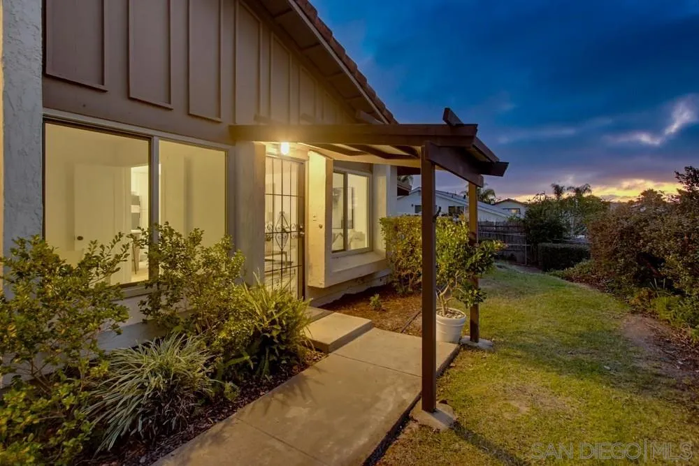 https://cdn.realtyfeed.com/cdn/127/260016237/2c95a409b83231d7d31d116e20df5166.webp