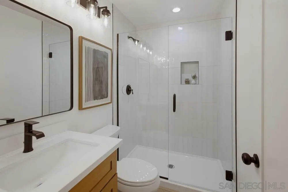 https://cdn.realtyfeed.com/cdn/127/260016237/6f47f80c8719839a3689f6b2648973d1.webp