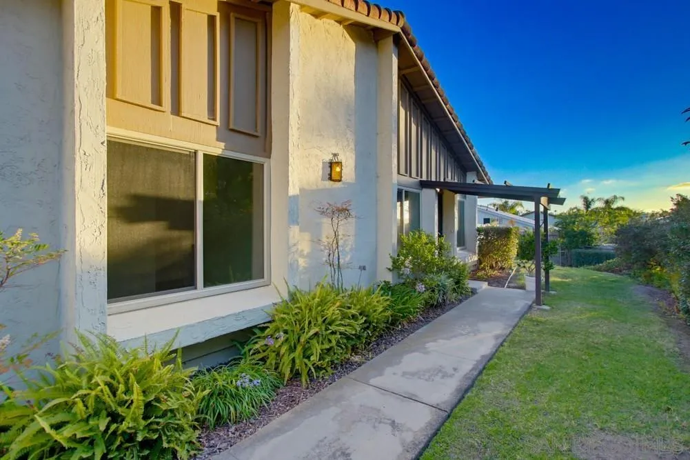https://cdn.realtyfeed.com/cdn/127/260016237/cbce5f7670bfe327a8ee3bf0f2745743.webp
