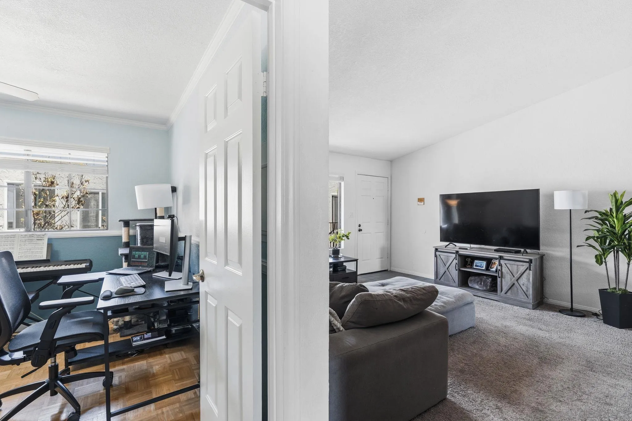 https://cdn.realtyfeed.com/cdn/127/260016239/4f8b40b7ea3d6773b1b28f47f5406c65.webp