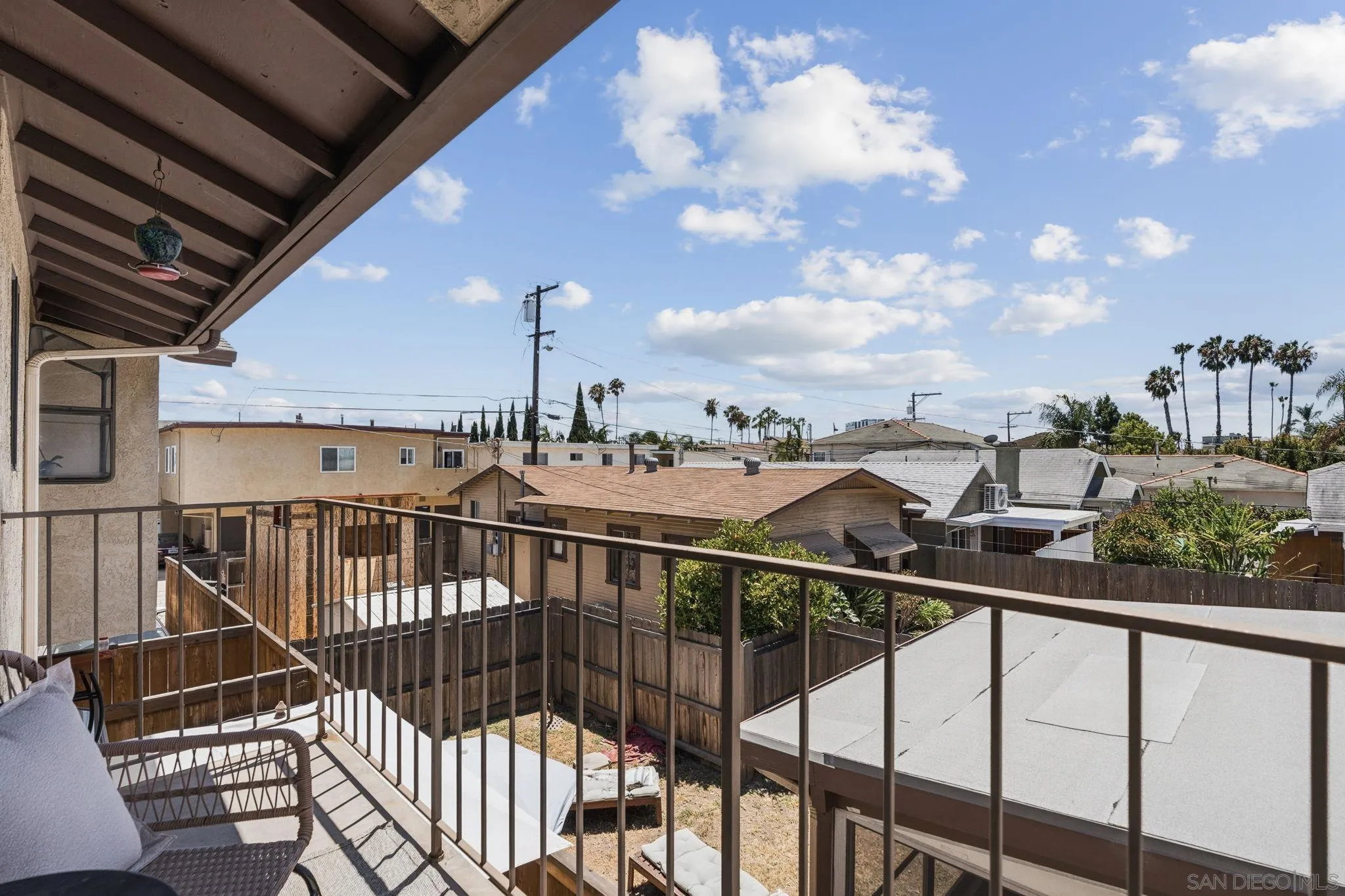 https://cdn.realtyfeed.com/cdn/127/260016239/e4adbbe36580d531d2e8b6245ccb5834.webp