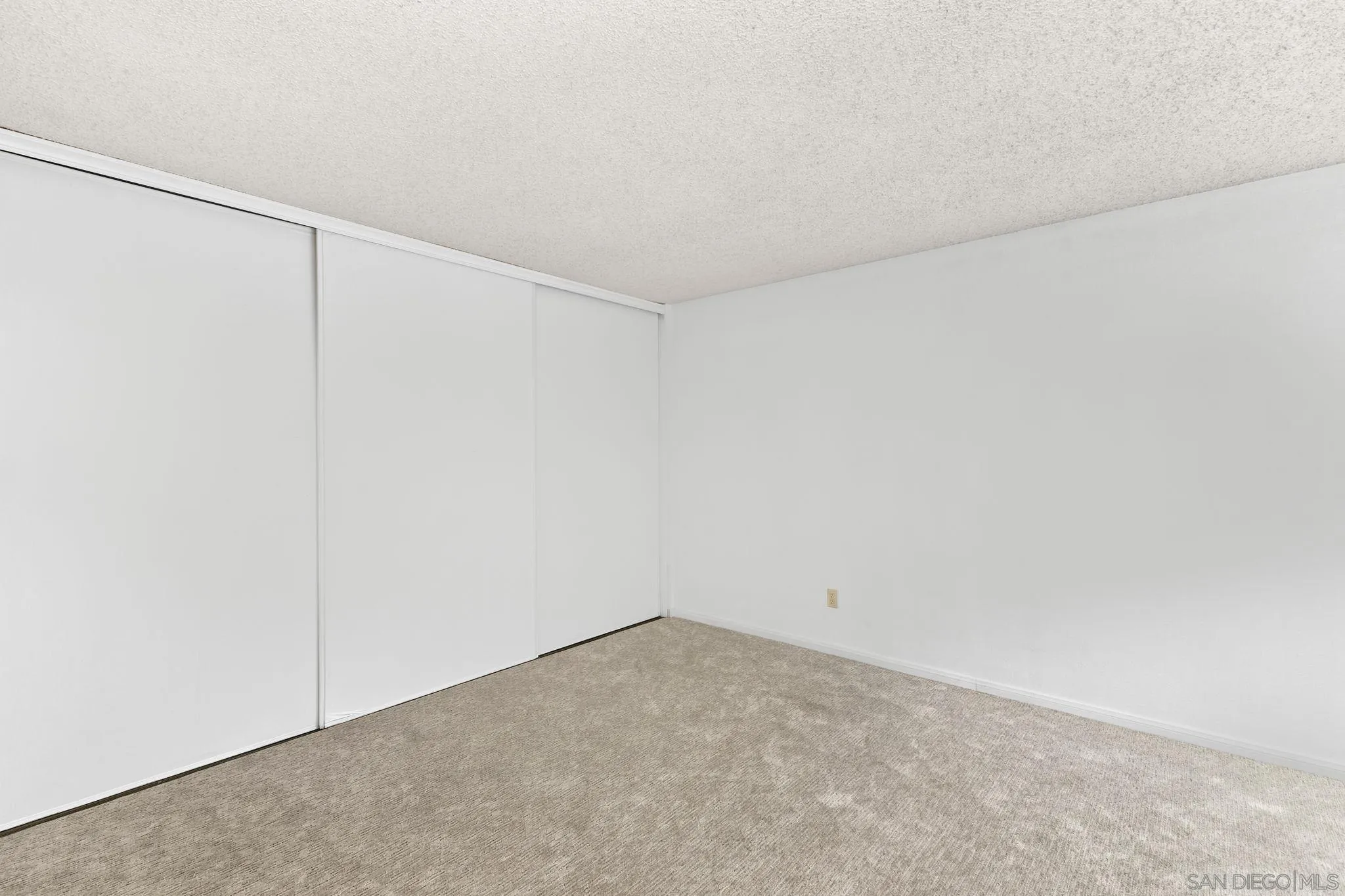 Photo #35: 260016245 Listing: Photo #35