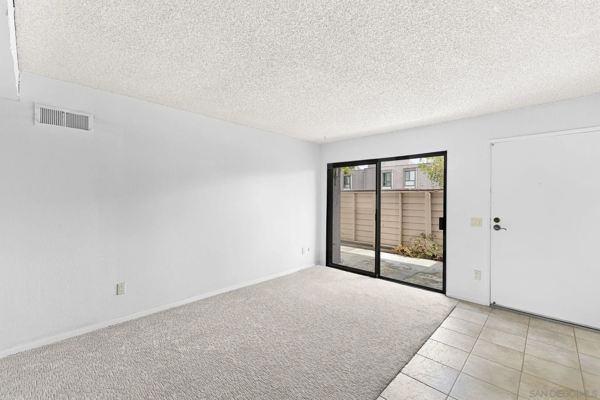 Photo #12: 260016245 Listing: Photo #12