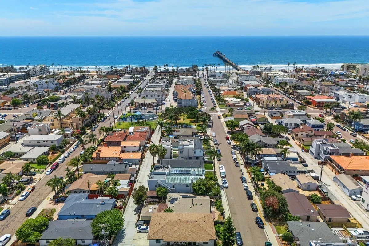 https://cdn.realtyfeed.com/cdn/127/260016250/51b1f75e14ece76ffda3e72b9ca91c34.webp