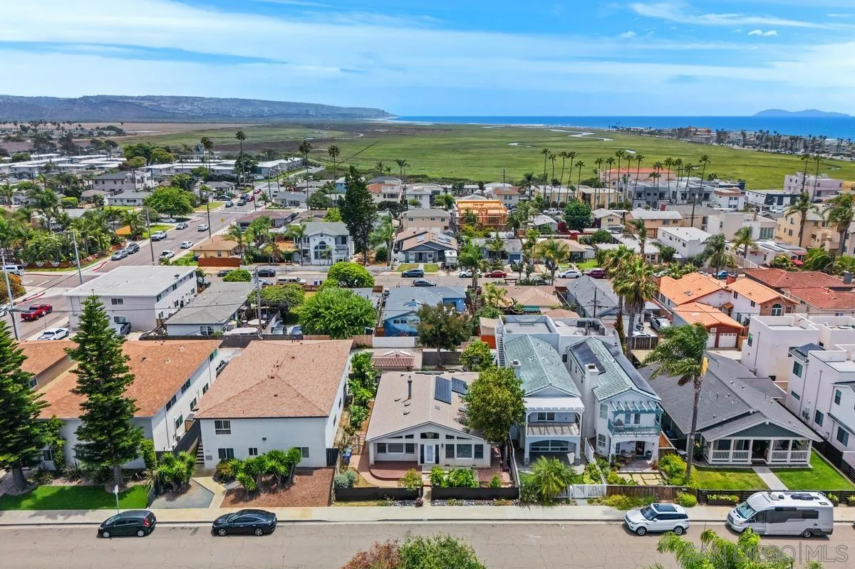 https://cdn.realtyfeed.com/cdn/127/260016250/86fd3d5f11397b80a6f9419aea453951.webp