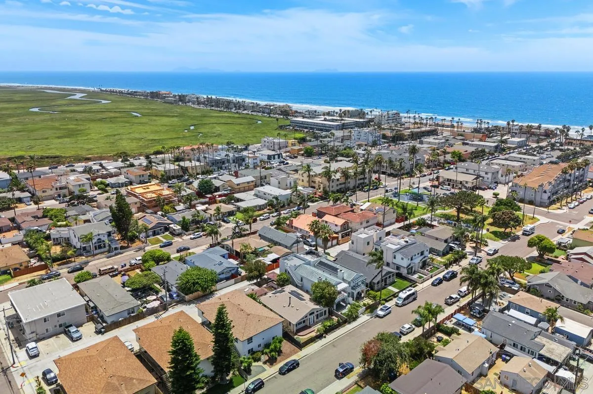 https://cdn.realtyfeed.com/cdn/127/260016250/9480b58332f7f4488d17e77febe73e61.webp