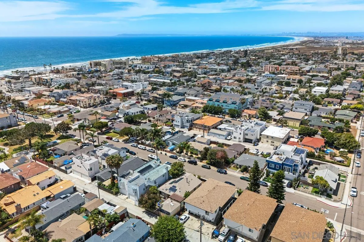 https://cdn.realtyfeed.com/cdn/127/260016250/c40b1b88e6ab927785a8e7e54d2e086a.webp