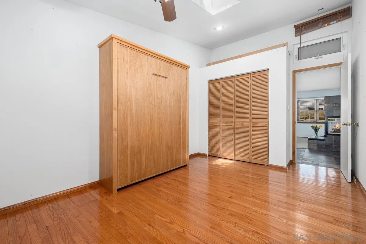 https://cdn.realtyfeed.com/cdn/127/260016250/cccbe54d9232d7fd3942c5714e3920cb.webp