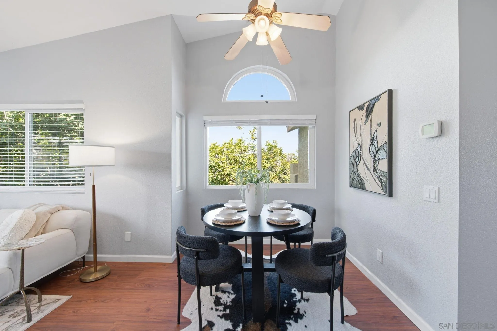 https://cdn.realtyfeed.com/cdn/127/260016252/6b41b6d4a892de88cb00185b4ab420b8.webp